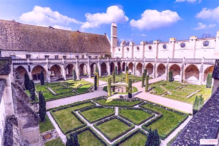 13 escort profiles in Vitry-en-Perthois, France. Browse companions, services, rates and book online. Incall and outcall available.