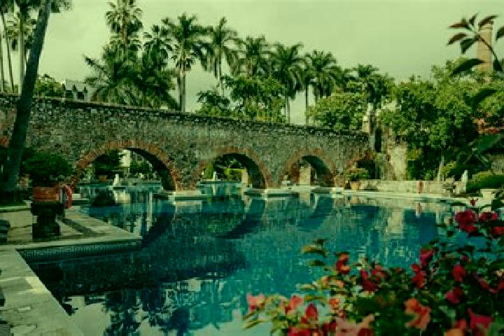 13 escort profiles in Zahuatlan de Morelos (San Jose), Mexico. Browse companions, services, rates and book online. Incall and outcall available.