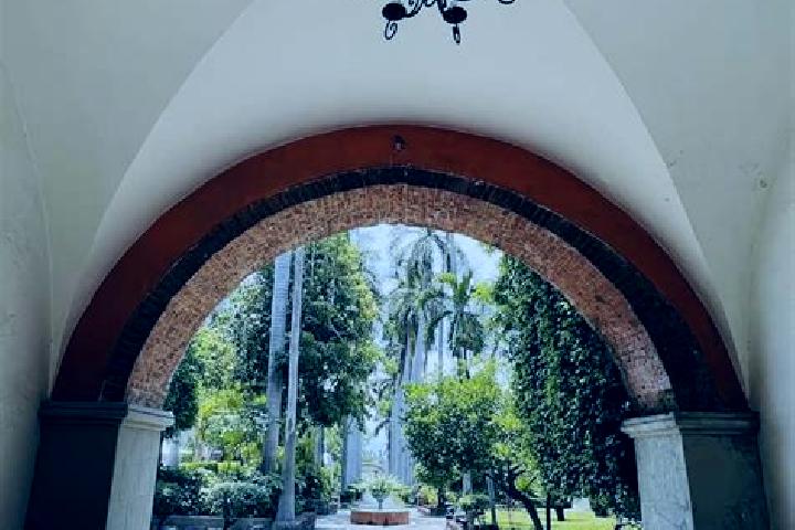 14 escort profiles in Arroyo Vista Hermosa, Mexico. Browse companions, services, rates and book online. Incall and outcall available.