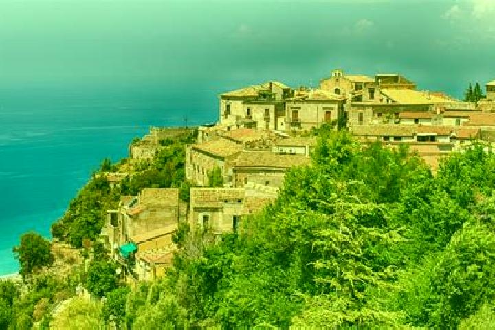 14 escort profiles in Casole Bruzio, Italy. Browse companions, services, rates and book online. Incall and outcall available.