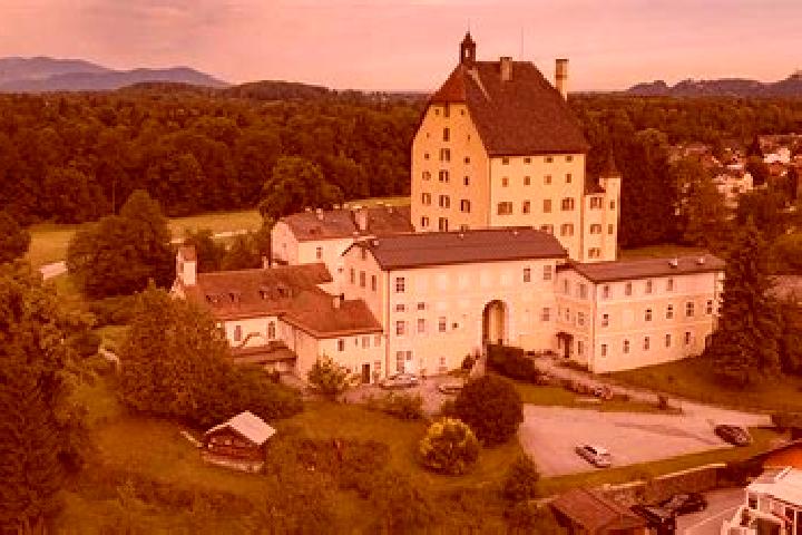 14 escort profiles in Elsbethen, Austria. Browse companions, services, rates and book online. Incall and outcall available.