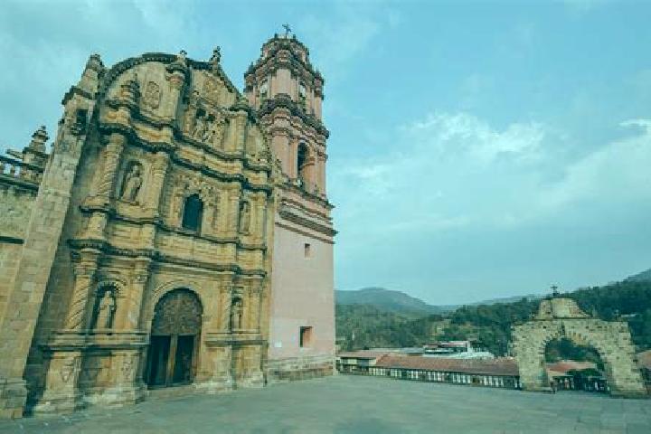 14 escort profiles in Etucuaro, Mexico. Browse companions, services, rates and book online. Incall and outcall available.