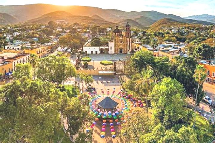 14 escort profiles in Jalpan (Jalpa), Mexico. Browse companions, services, rates and book online. Incall and outcall available.