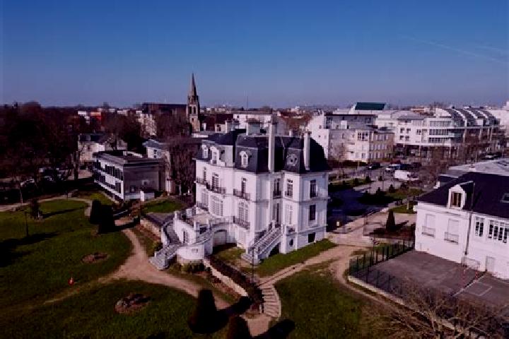 14 escort profiles in Leuville-sur-Orge, France. Browse companions, services, rates and book online. Incall and outcall available.