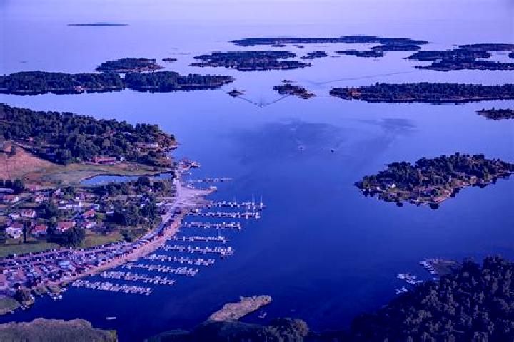 14 escort profiles in Lomma, Sweden. Browse companions, services, rates and book online. Incall and outcall available.