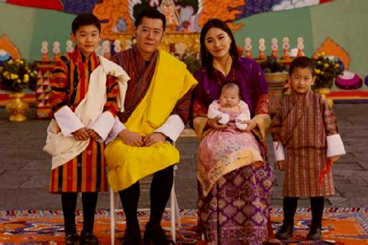 14 escort profiles in Mebisa, Bhutan. Browse companions, services, rates and book online. Incall and outcall available.