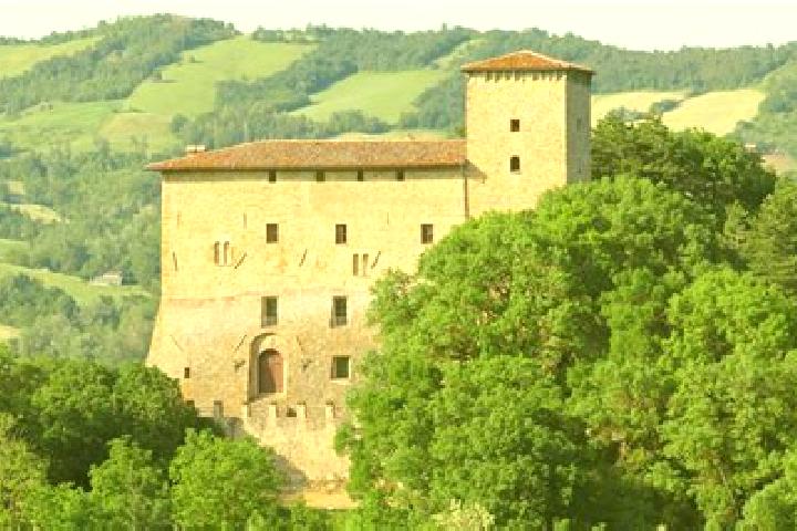 14 escort profiles in Pellegrino Parmense, Italy. Browse companions, services, rates and book online. Incall and outcall available.