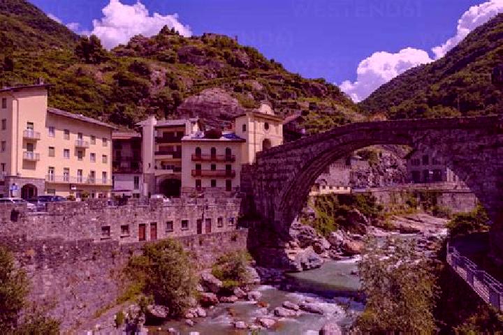 14 escort profiles in Pont-Saint-Martin, Italy. Browse companions, services, rates and book online. Incall and outcall available.