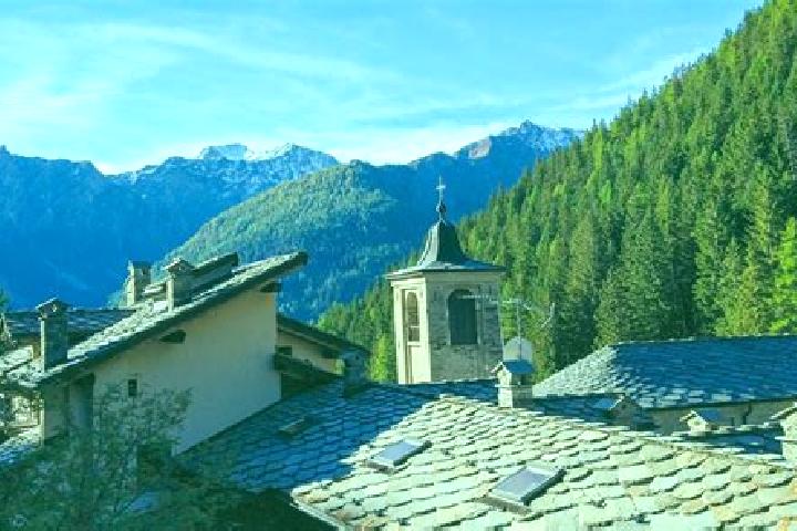 14 escort profiles in Valpelline, Italy. Browse companions, services, rates and book online. Incall and outcall available.