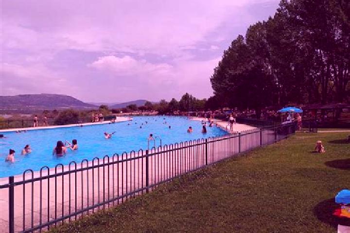 15 escort profiles in Berzosa del Lozoya, Spain. Browse companions, services, rates and book online. Incall and outcall available.