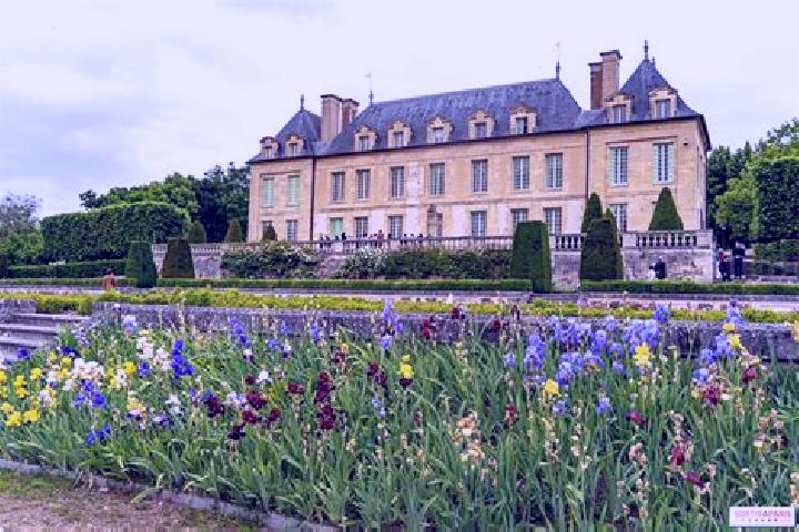 15 escort profiles in Boran-sur-Oise, France. Browse companions, services, rates and book online. Incall and outcall available.