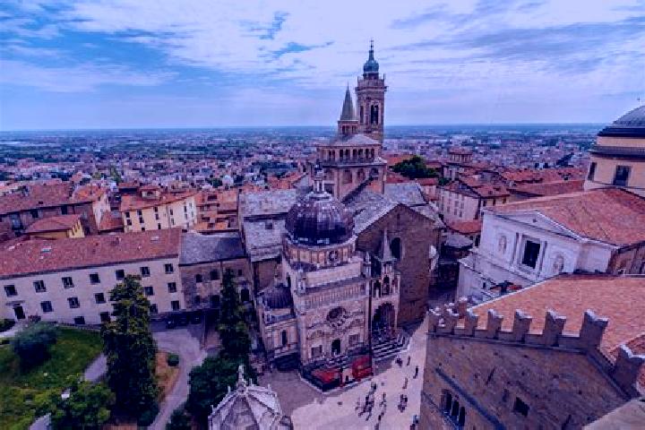 15 escort profiles in Bregano, Italy. Browse companions, services, rates and book online. Incall and outcall available.
