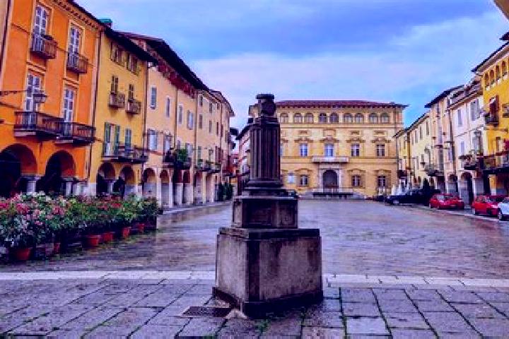 15 escort profiles in Cossato, Italy. Browse companions, services, rates and book online. Incall and outcall available.