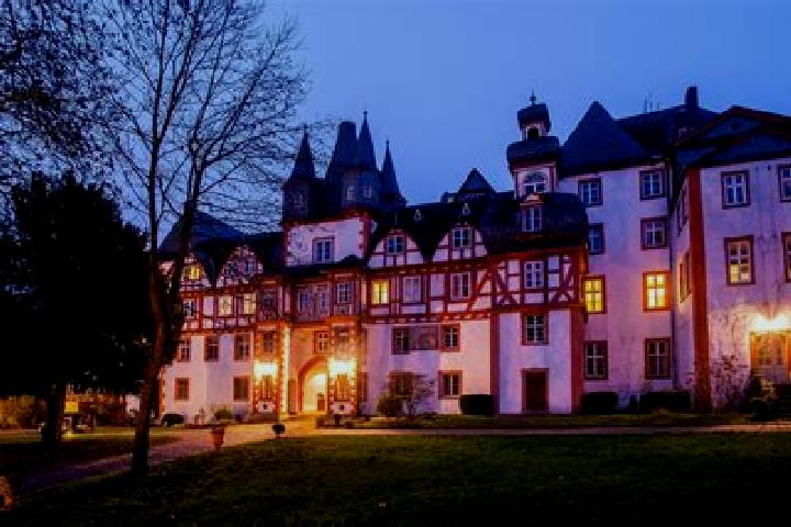 15 escort profiles in Hangen-Weisheim, Germany. Browse companions, services, rates and book online. Incall and outcall available.