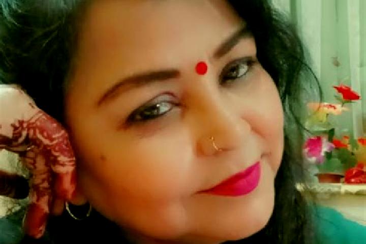 15 escort profiles in Madhoganj, India. Browse companions, services, rates and book online. Incall and outcall available.