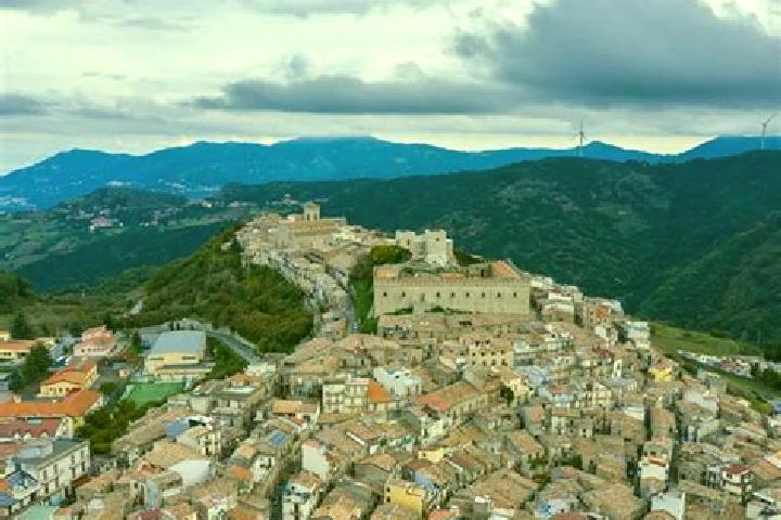 15 escort profiles in Montalbano Elicona, Italy. Browse companions, services, rates and book online. Incall and outcall available.