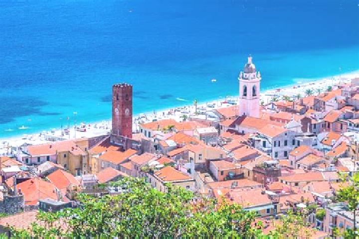 15 escort profiles in Montoggio, Italy. Browse companions, services, rates and book online. Incall and outcall available.