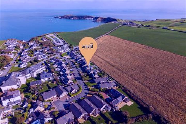 15 escort profiles in Nefyn, United Kingdom. Browse companions, services, rates and book online. Incall and outcall available.