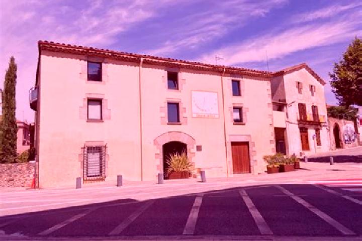 15 escort profiles in Sant Pere de Vilamajor, Spain. Browse companions, services, rates and book online. Incall and outcall available.