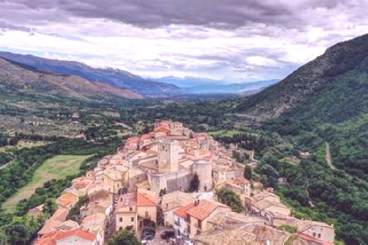 15 escort profiles in Sulmona, Italy. Browse companions, services, rates and book online. Incall and outcall available.