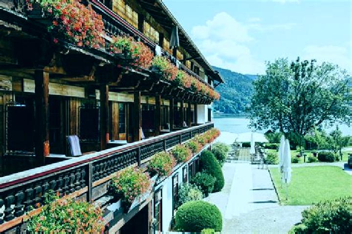 6 escort profiles in Bad Wiessee, Germany. Browse companions, services, rates and book online. Incall and outcall available.