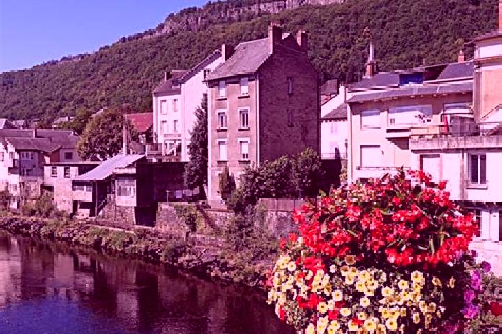 6 escort profiles in Bort-les-Orgues, France. Browse companions, services, rates and book online. Incall and outcall available.