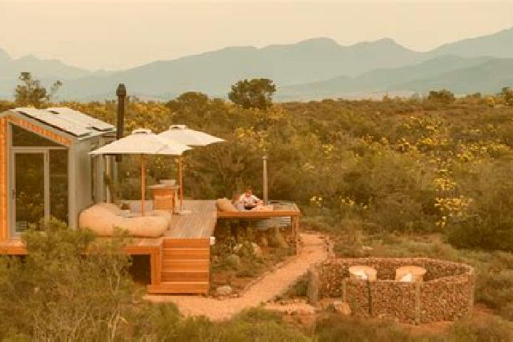 6 escort profiles in Botrivier, South Africa. Browse companions, services, rates and book online. Incall and outcall available.