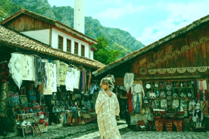 6 escort profiles in Fushe-Kruje, Albania. Browse companions, services, rates and book online. Incall and outcall available.