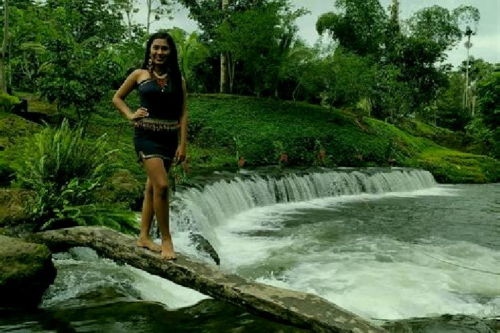 6 escort profiles in La Joya de Los Sachas, Ecuador. Browse companions, services, rates and book online. Incall and outcall available.