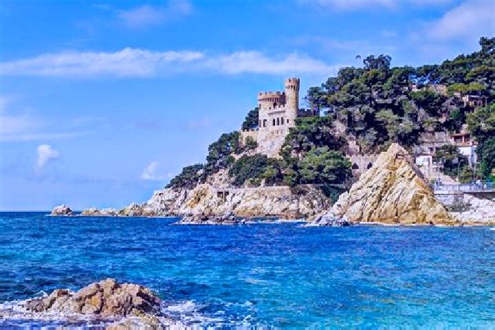 6 escort profiles in Lloret de Vistalegre, Spain. Browse companions, services, rates and book online. Incall and outcall available.