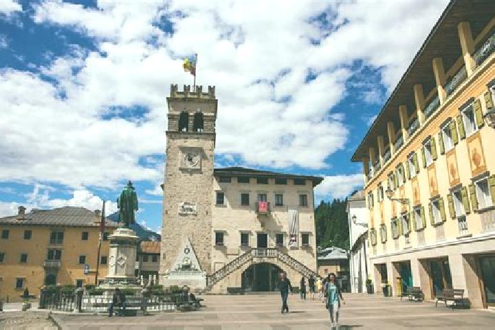 6 escort profiles in Pieve di Cadore, Italy. Browse companions, services, rates and book online. Incall and outcall available.