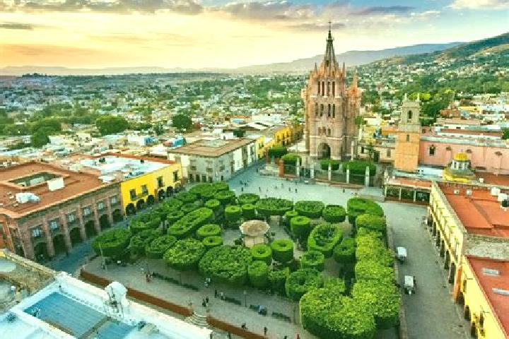 6 escort profiles in San Miguel Tamacuaro, Mexico. Browse companions, services, rates and book online. Incall and outcall available.