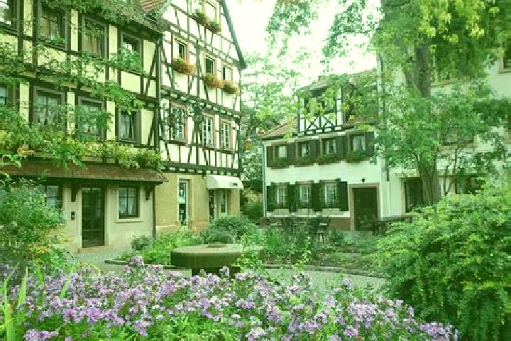 6 escort profiles in Sulztal an der Weinstrasse, Austria. Browse companions, services, rates and book online. Incall and outcall available.
