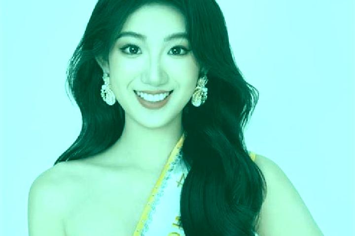 6 escort profiles in Xuhe, China. Browse companions, services, rates and book online. Incall and outcall available.