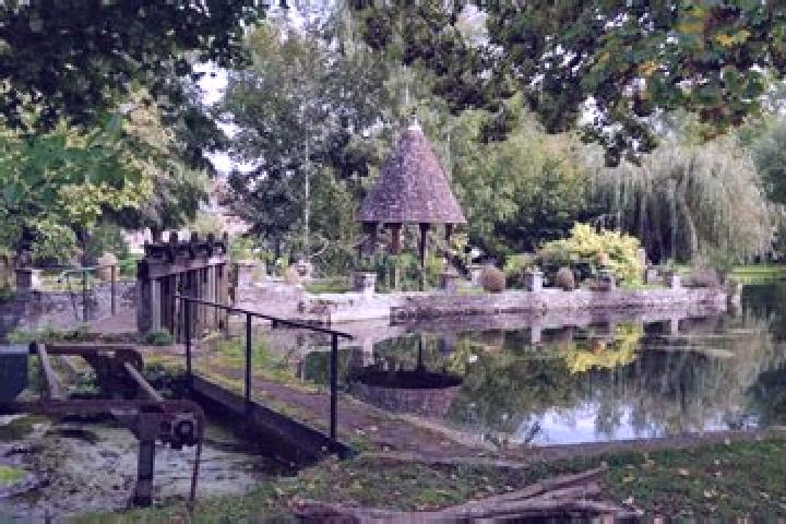 7 escort profiles in Arnieres-sur-Iton, France. Browse companions, services, rates and book online. Incall and outcall available.