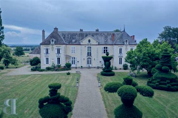 7 escort profiles in Briantes, France. Browse companions, services, rates and book online. Incall and outcall available.