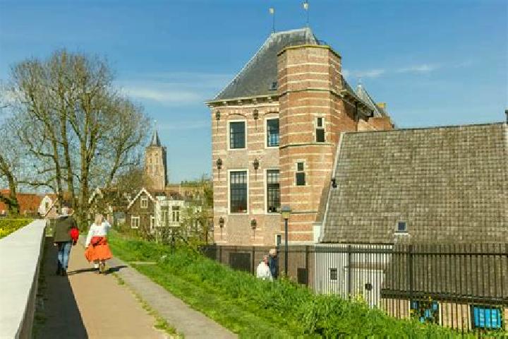 7 escort profiles in Gorinchem, Netherlands. Browse companions, services, rates and book online. Incall and outcall available.