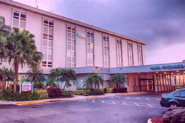 7 escort profiles in Lauderdale Lakes, United States. Browse companions, services, rates and book online. Incall and outcall available.