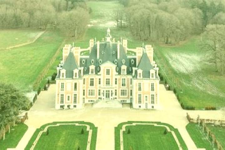 7 escort profiles in Nainville-les-Roches, France. Browse companions, services, rates and book online. Incall and outcall available.