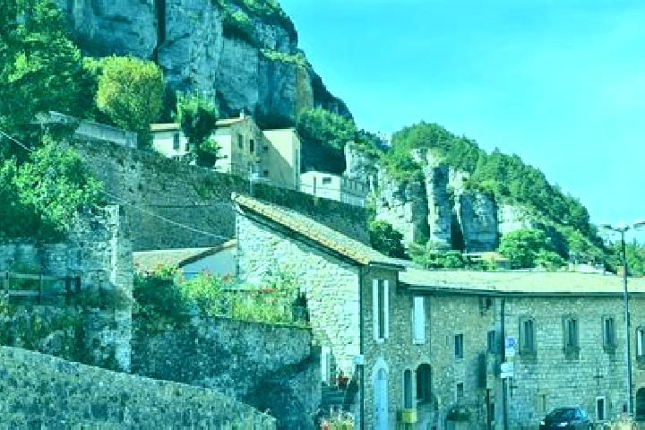 7 escort profiles in Roquefort-sur-Garonne, France. Browse companions, services, rates and book online. Incall and outcall available.