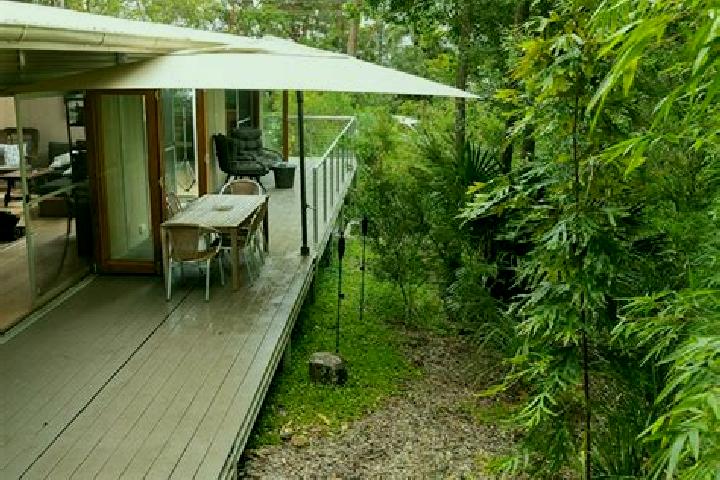7 escort profiles in Smiths Lake, Australia. Browse companions, services, rates and book online. Incall and outcall available.