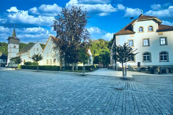 7 escort profiles in Steinwiesen, Germany. Browse companions, services, rates and book online. Incall and outcall available.