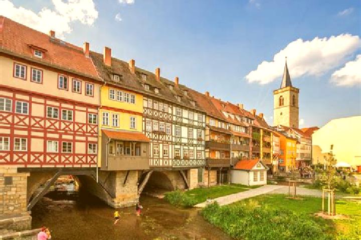 8 escort profiles in Bad Salzungen, Germany. Browse companions, services, rates and book online. Incall and outcall available.