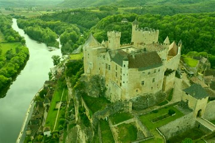 8 escort profiles in Beynac, France. Browse companions, services, rates and book online. Incall and outcall available.