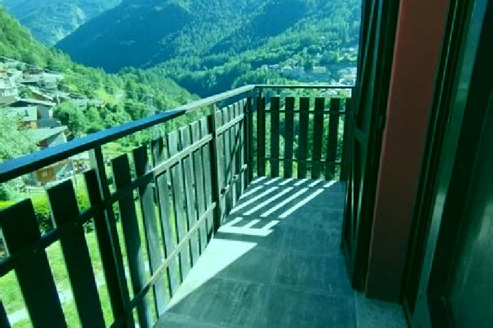 8 escort profiles in Caspoggio, Italy. Browse companions, services, rates and book online. Incall and outcall available.