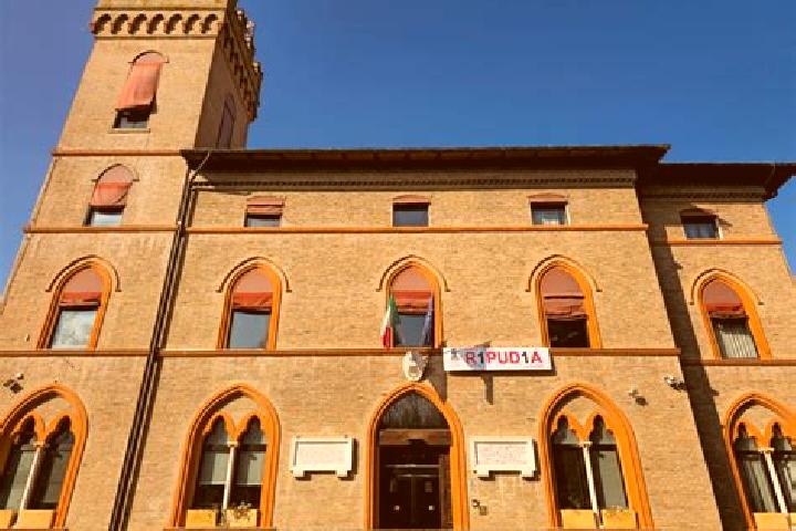 8 escort profiles in Castelfranco Emilia, Italy. Browse companions, services, rates and book online. Incall and outcall available.