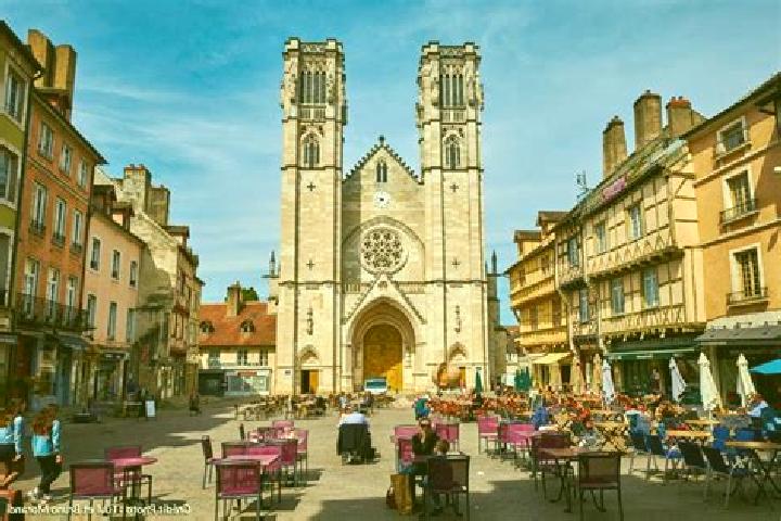 8 escort profiles in Chalon-sur-Saone, France. Browse companions, services, rates and book online. Incall and outcall available.