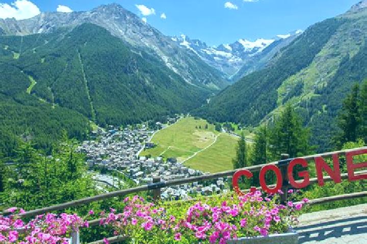 8 escort profiles in Cogne, Italy. Browse companions, services, rates and book online. Incall and outcall available.