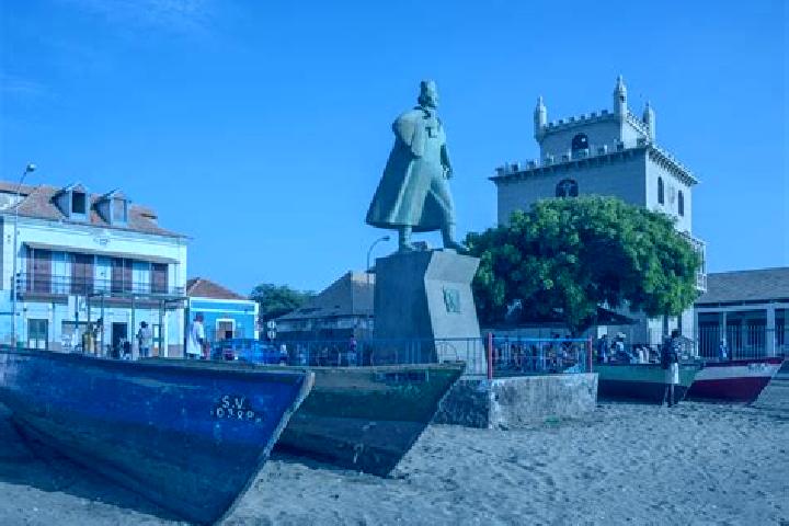 8 escort profiles in Cova Figueira, Cape Verde. Browse companions, services, rates and book online. Incall and outcall available.