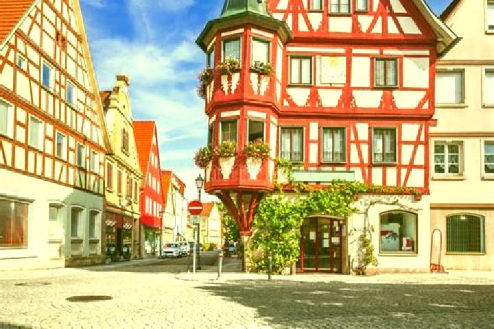 8 escort profiles in Creglingen, Germany. Browse companions, services, rates and book online. Incall and outcall available.